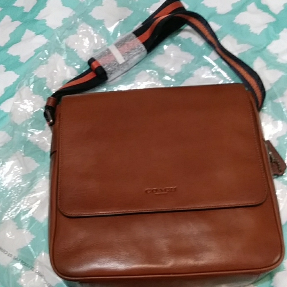 Coach unisex leather messenger